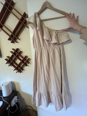 100% Cotton Women’s One-Shoulder Ruffle Midi Dress in Beige